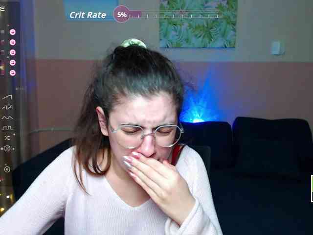 AminaBeatris13 webcam