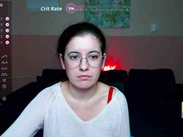 AminaBeatris13 webcam