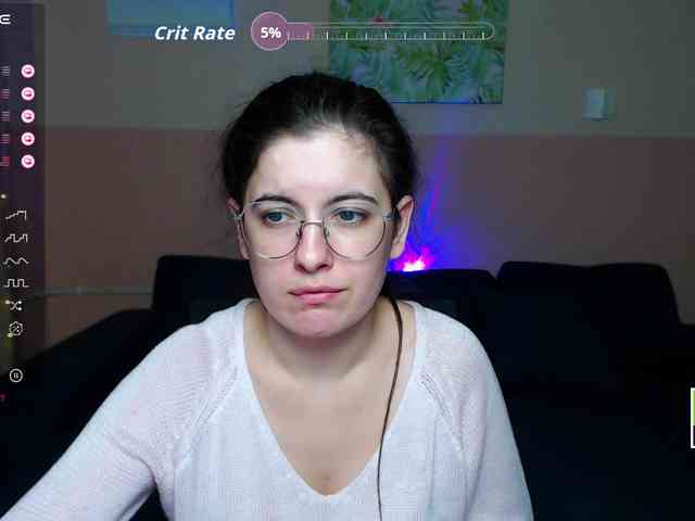 AminaBeatris13 webcam