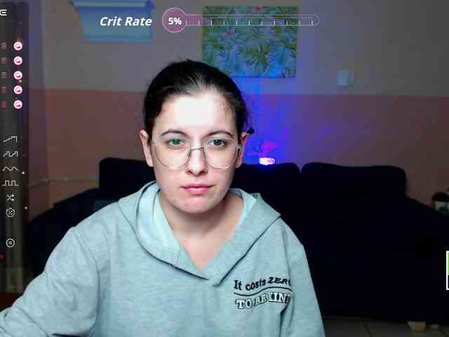 AminaBeatris13 webcam