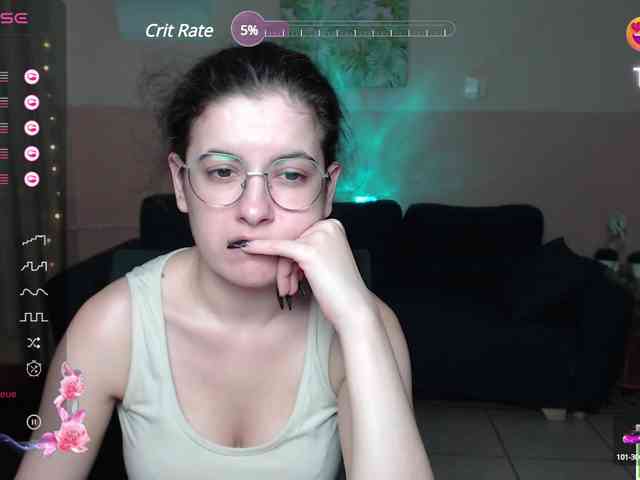 AminaBeatris13 webcam