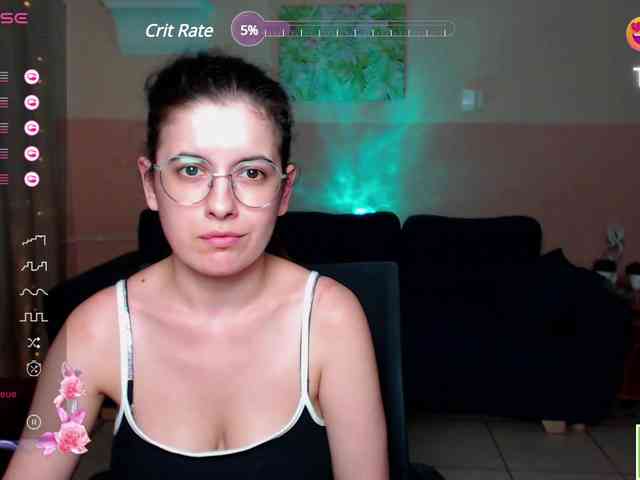 AminaBeatris13 webcam