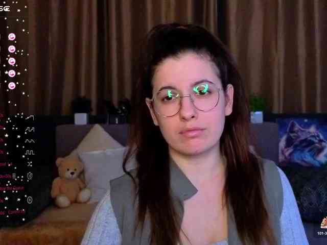 AminaBeatris13 webcam