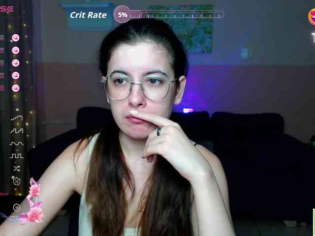 AminaBeatris13 webcam