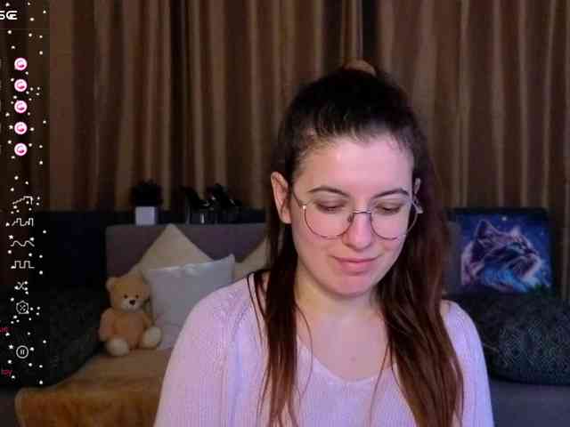 AminaBeatris13 webcam