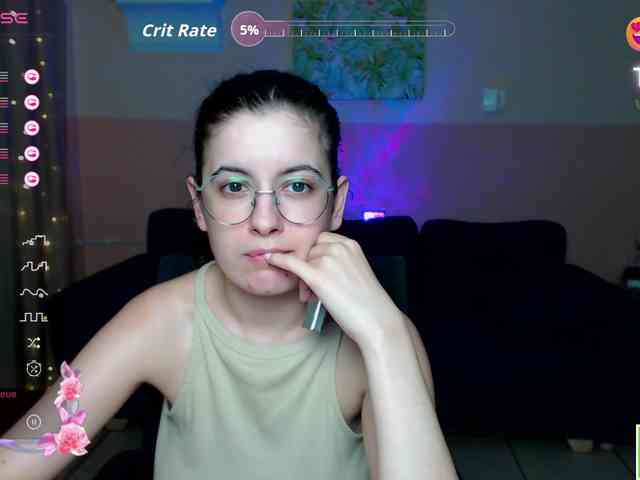 AminaBeatris13 webcam
