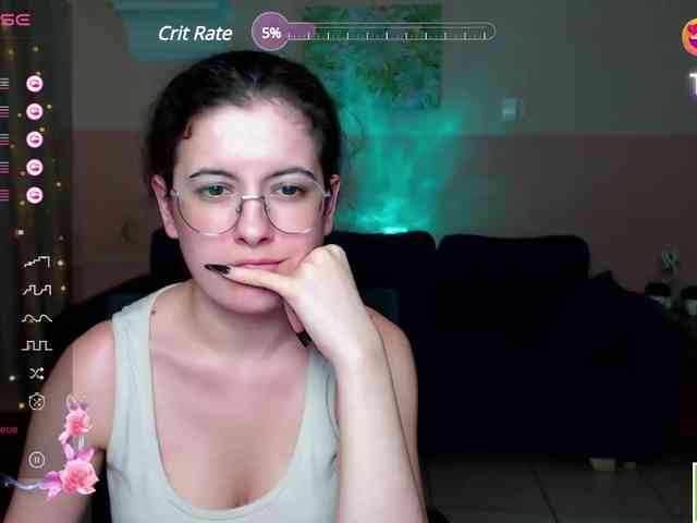 AminaBeatris13 webcam