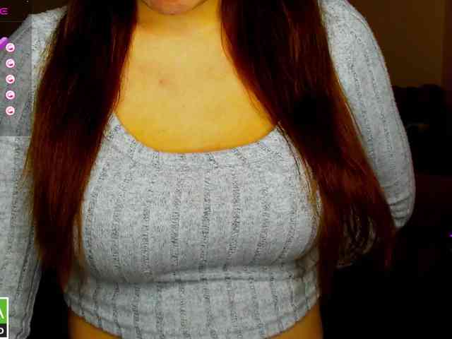 AminaBeatris13 webcam