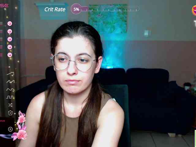AminaBeatris13 webcam