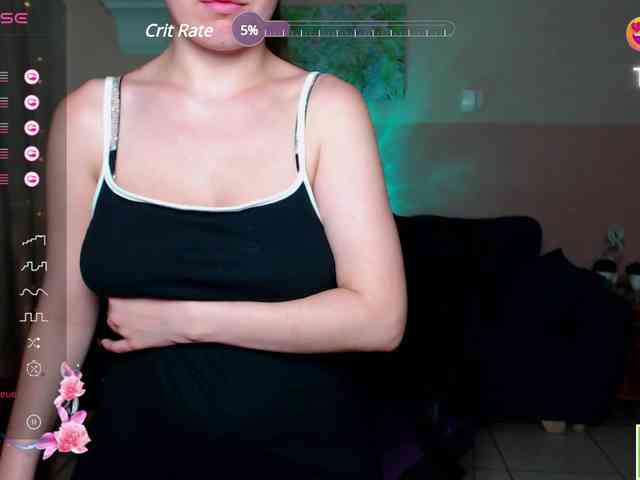 AminaBeatris13 webcam