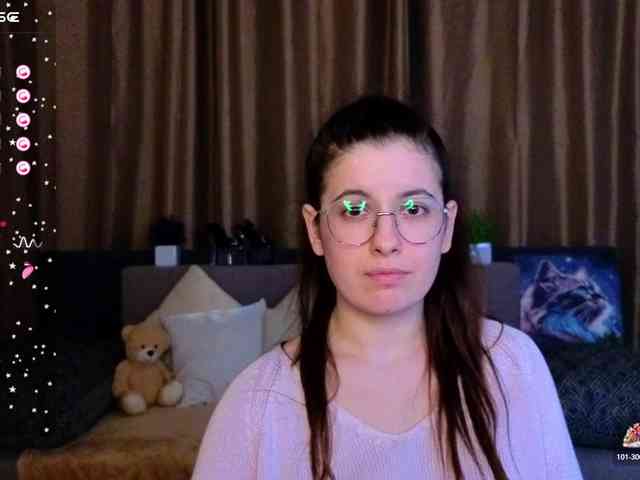 AminaBeatris13 webcam