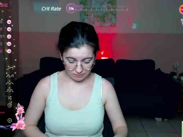 AminaBeatris13 webcam