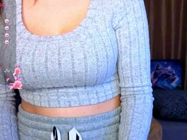 AminaBeatris13 webcam