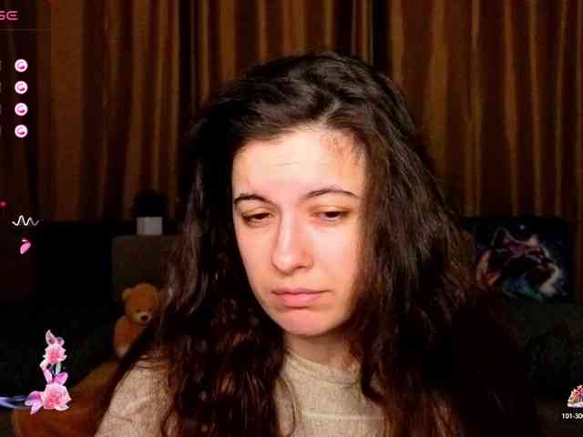 AminaBeatris13 webcam