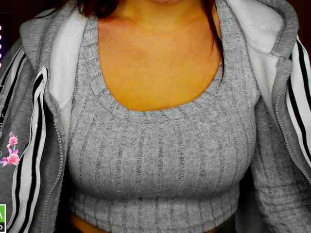 AminaBeatris13 webcam