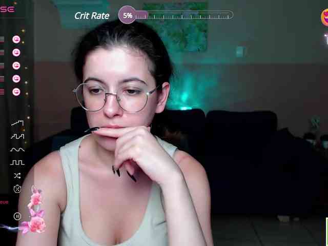 AminaBeatris13 webcam
