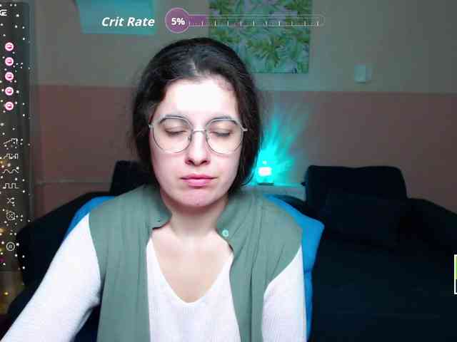 AminaBeatris13 webcam