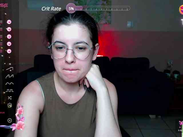AminaBeatris13 webcam
