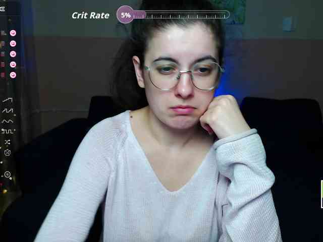 AminaBeatris13 webcam