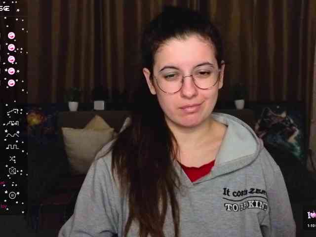 AminaBeatris13 webcam