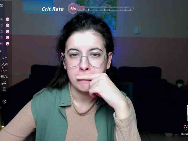 AminaBeatris13 webcam