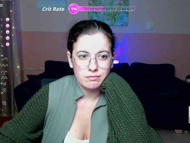 AminaBeatris13 webcam