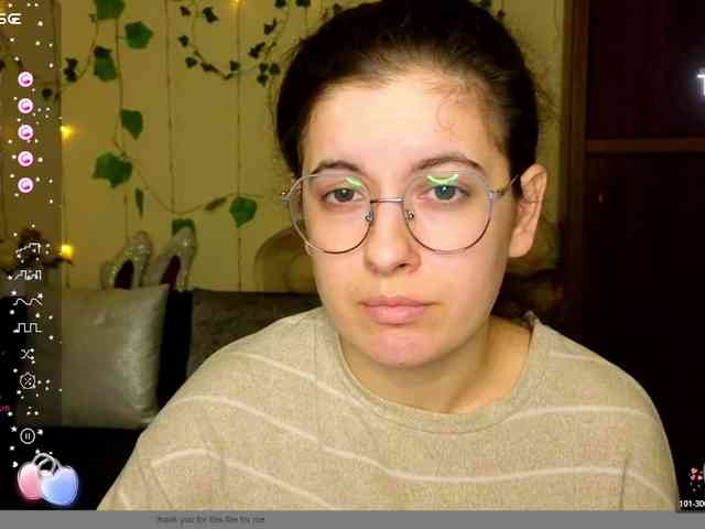 AminaBeatris13 webcam