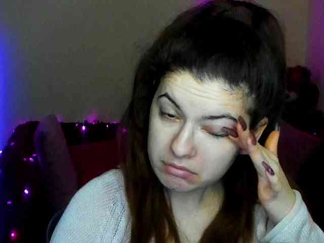 AminaBeatris13 webcam