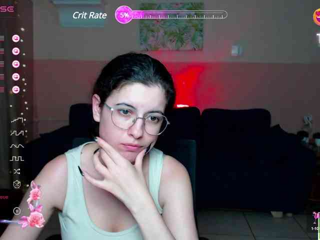 AminaBeatris13 webcam