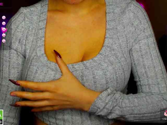 AminaBeatris13 webcam