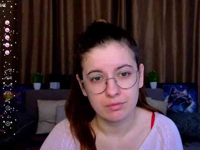 AminaBeatris13 webcam