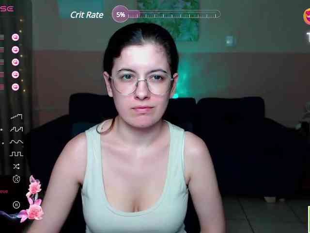 AminaBeatris13 webcam