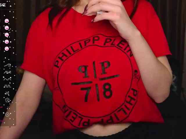 AminaBeatris13 webcam