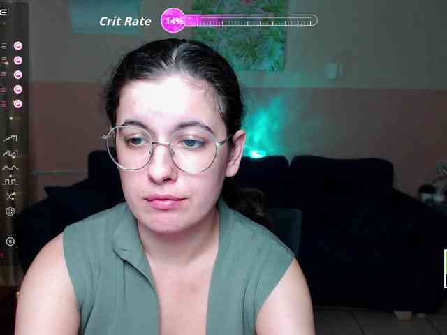 AminaBeatris13 webcam