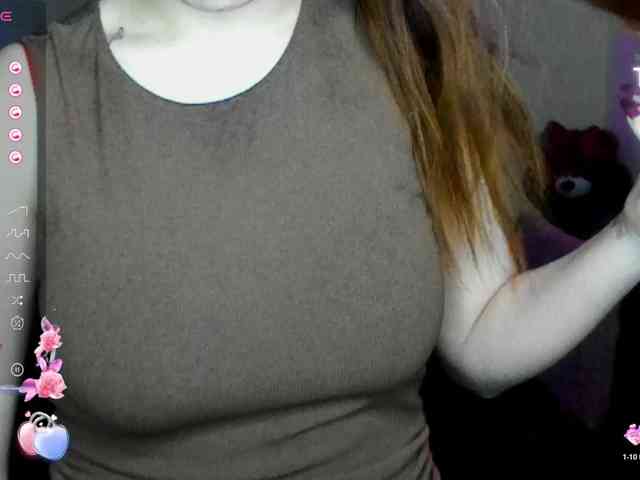 AminaBeatris13 webcam