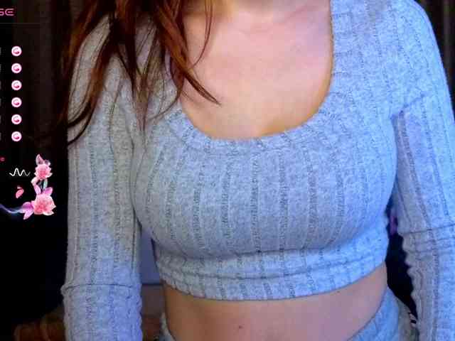 AminaBeatris13 webcam