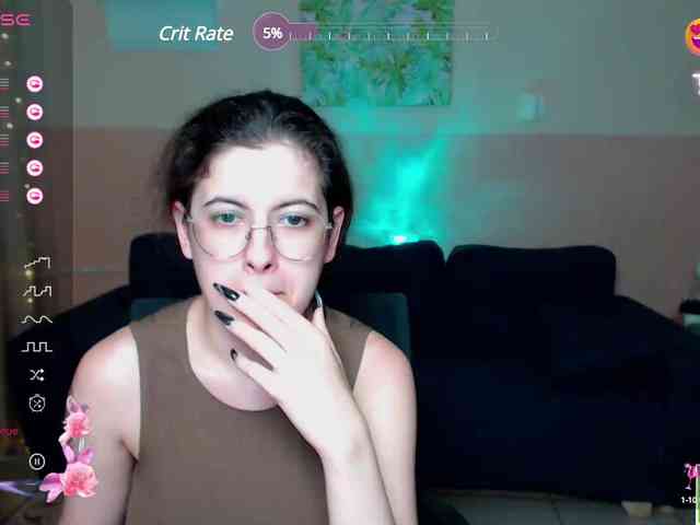 AminaBeatris13 webcam