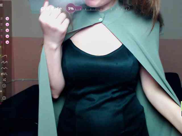 AminaBeatris13 webcam