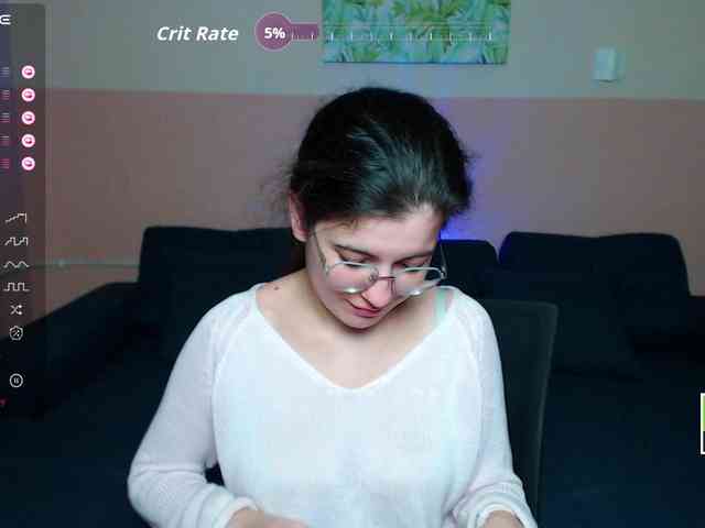 AminaBeatris13 webcam