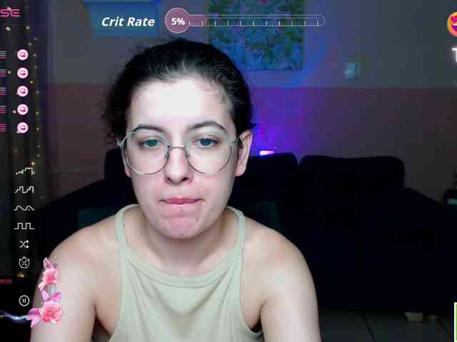 AminaBeatris13 webcam