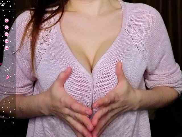 AminaBeatris13 webcam