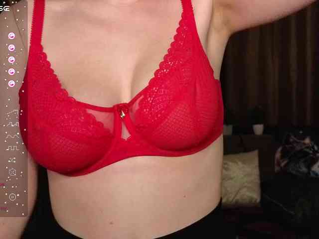 AminaBeatris13 webcam