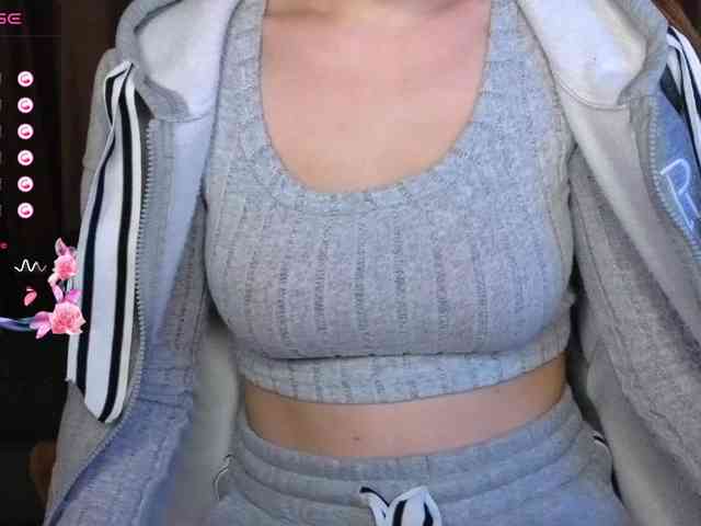 AminaBeatris13 webcam