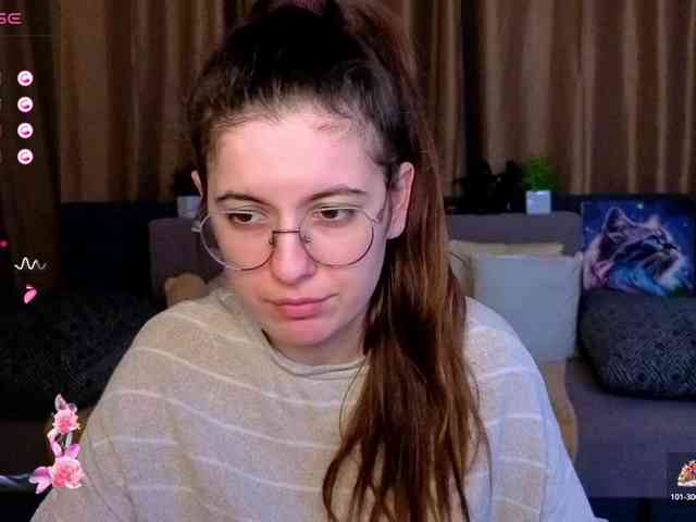 AminaBeatris13 webcam