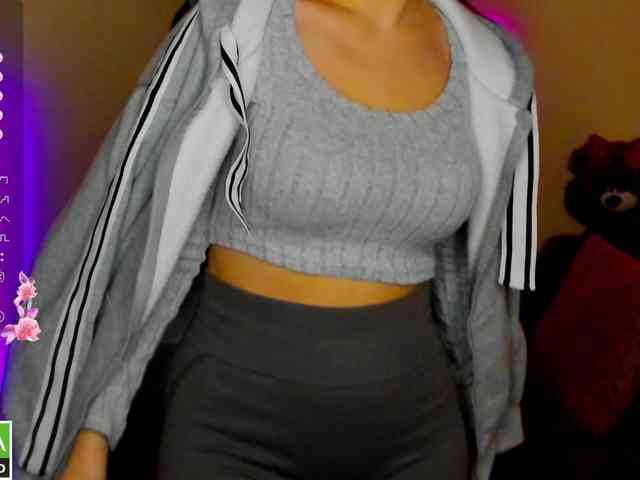 AminaBeatris13 webcam