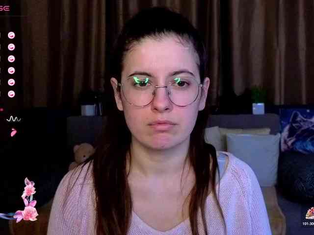 AminaBeatris13 webcam