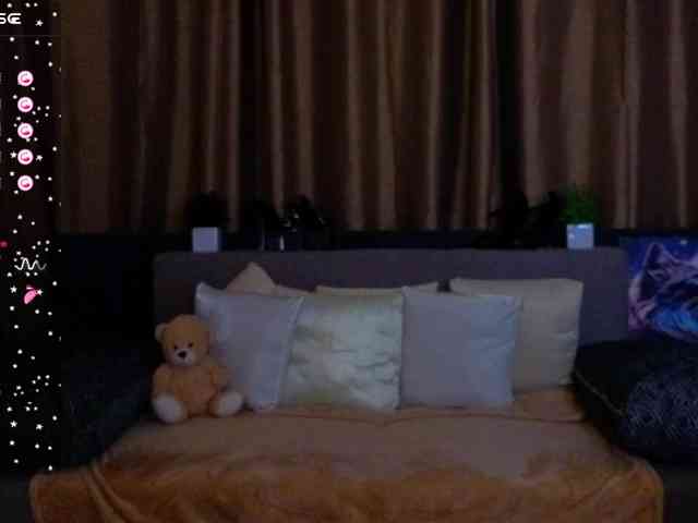 AminaBeatris13 webcam