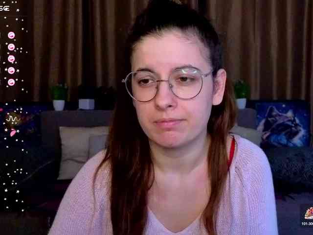 AminaBeatris13 webcam