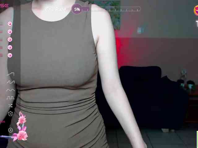 AminaBeatris13 webcam
