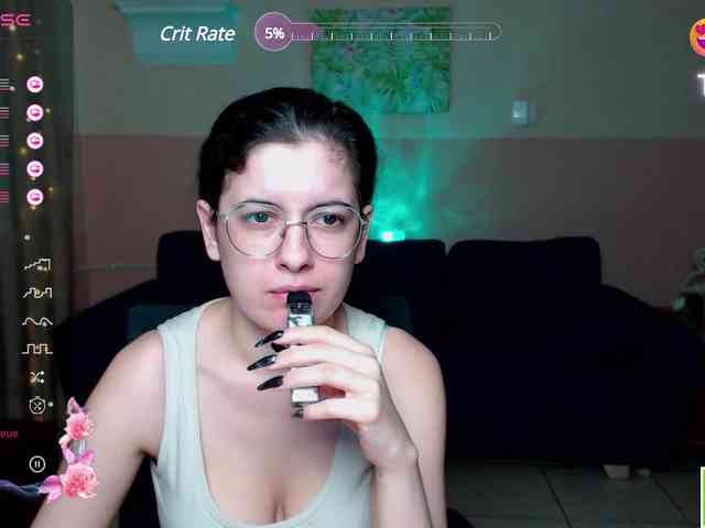 AminaBeatris13 webcam